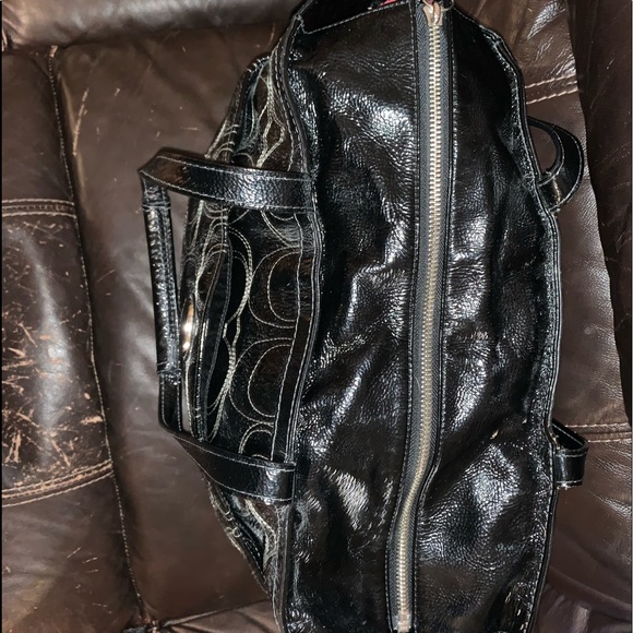 Authentic Coach Patent Leather tote - Picture 4 of 7